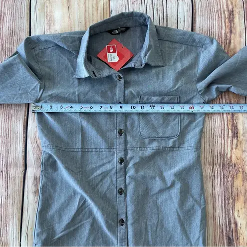 The North Face  Women's Stevie XS Woven Front Button Up Long Sleeve Gray