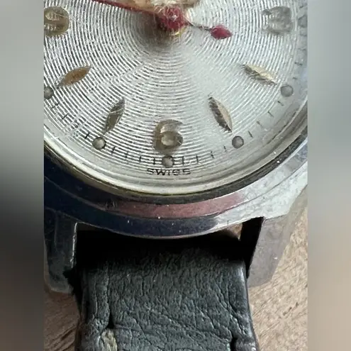 Bulova Ladies Watch RARE Vintage Mechanical Winding Leather Strap Stainless Case