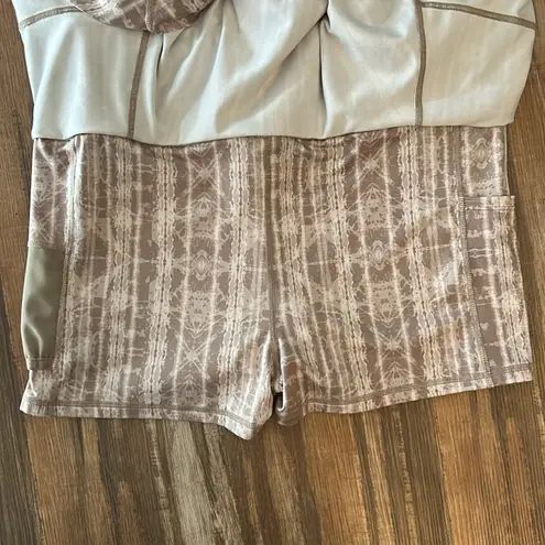 Free People FP Movement Pleats And Thank You Skirt Skort Size Large Beige White Tan