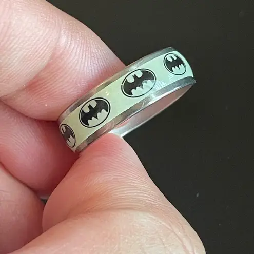 Glow in the dark Batman ring size 11 Green