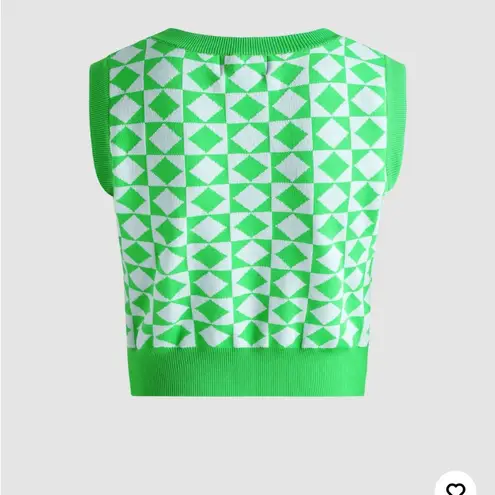 Cider Green and White Geometric Knit Cropped Sweater Vest