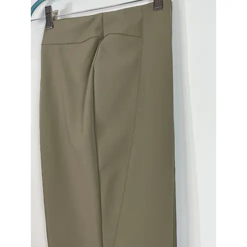 Escada Tuska Sand Dune Side Zip Tapered Pants Front Back Sewn Seam Size 44 Black