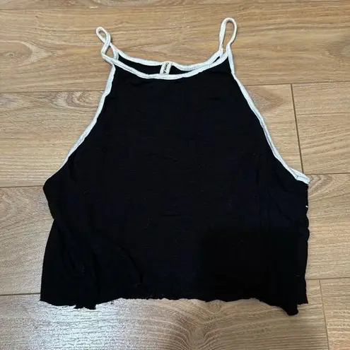 Emma & Sam  black and white halter tank size small