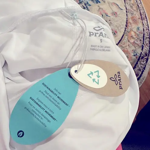 prAna TWO BEACH WHITE SHORTS S