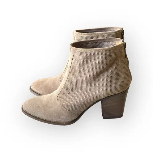 Aquatalia Faris Perforated Suede Block Heel Booties Boots Taupe Grey 10M