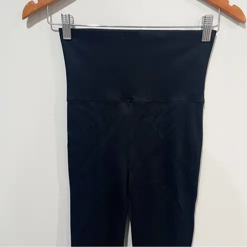 Helmut Lang • ribbed black flare leggings sz XS