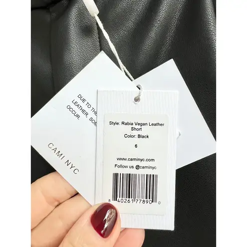 Cami NYC NWT Pleated Front Rabia Vegan Leather Short Black Women's Size 6