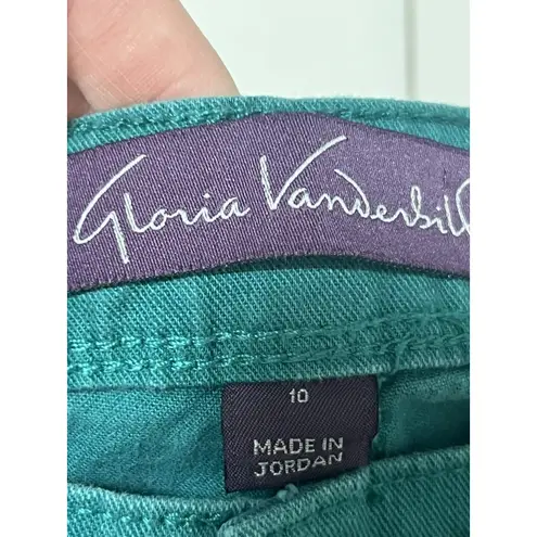 Gloria Vanderbilt Women’s Size 10 Teal Capris Embroidered Beaded Accent EUC.