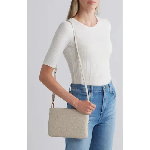 Madewell  The Puff Woven Crossbody Bag in Ivory