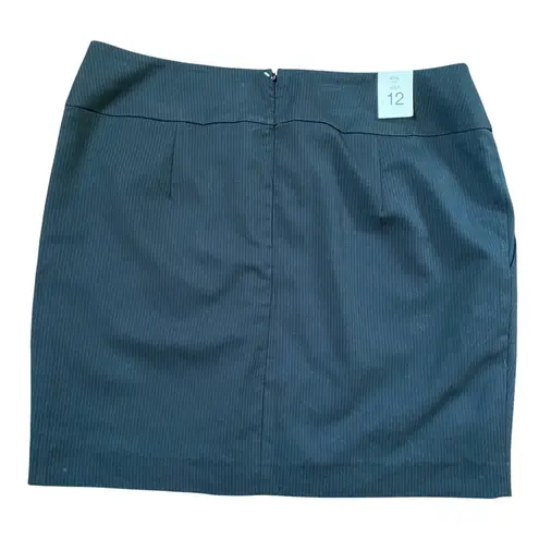 Gap Outlet Stretch Black Gray Pinstripe Pleated Skirt Polyester Uniform NWT