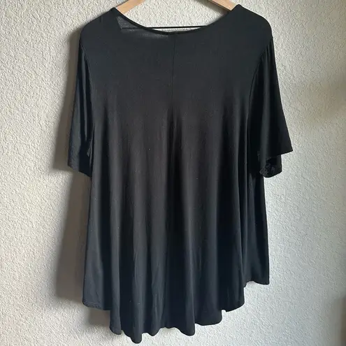 Mossimo Supply Co 🖤Mossimo Black Short Sleeve V-Neck Baggy Top