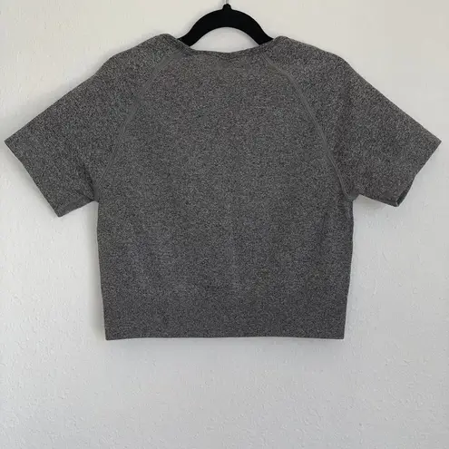 Halara NWT  Fitted Short Sleeve Crop Top in Heathered Gray