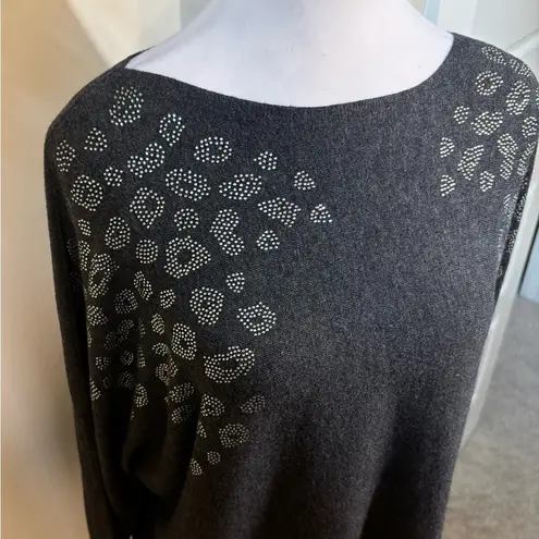Rafaella NWT Rafaela Women's Leopard Sparkle Shoulder
Sweater Gray Heather~Large 💚