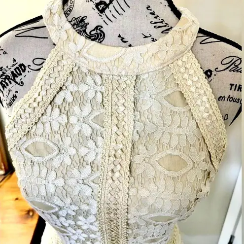 NIKIBIKI Soft Yellow Lace Halter Dress Open Back Fit & Flare Cocktail Party~L💛