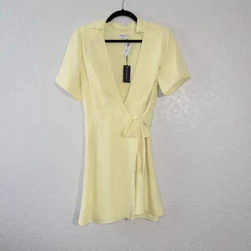 Babaton NWT Amira Chamomile Yellow Mini Wrap Dress Size Medium