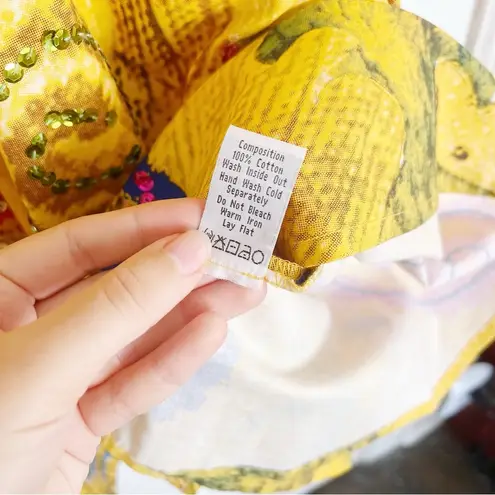 vintage • yellow circle skirt midi sequin spiral colorful print cotton ethnic Size M