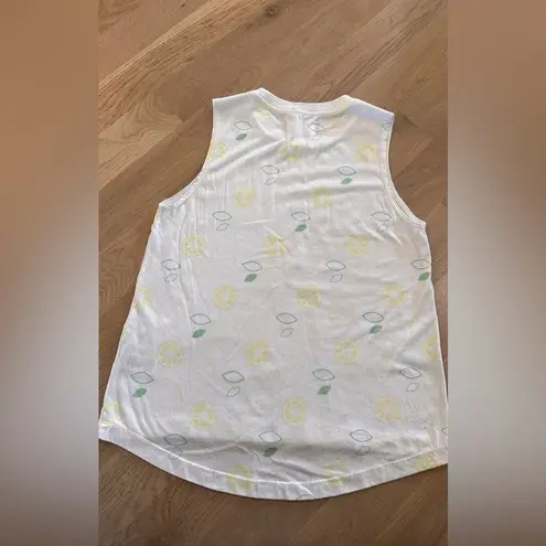 Sol Angeles lemonada tank with lemon print size medium