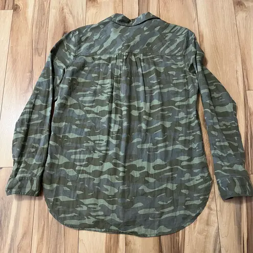 Caslon  Linen Camo Button up Shirt - Image 6