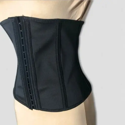 NWOT Underbust Corset Waist Trainer Belt Renaissance Gothic Inspired Black sz M Size M