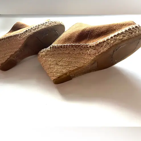 SONALI Tan Suede Peep