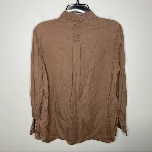 Thread and Supply  basic brown button down shirt size large