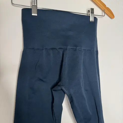 LNDR Streamline Marine Legging Blue