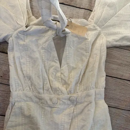 Iorane Laise Lace White Geometric Pattern Jumpsuit Size Large Tie Front NEW