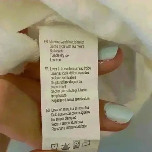 Revamped White top sz M cropped smocked puff sleeve tie front pirate Halloween