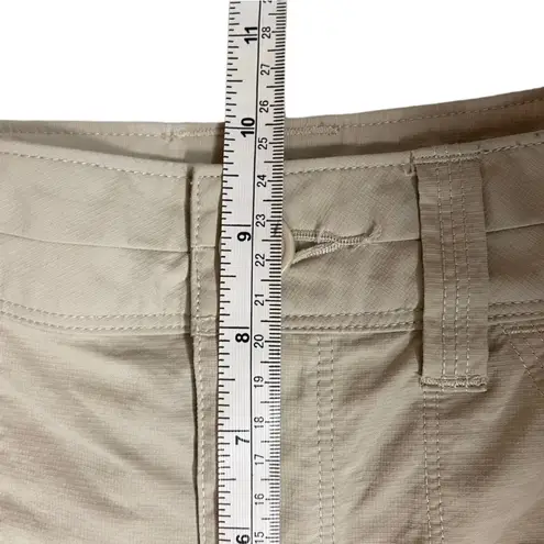 Mountain Hardwear  Nylon Hiking Shorts Cream Size 8/40