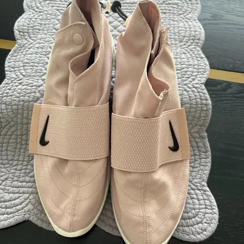 Nike  Air Fear of God MOC Particle Beige Unisex Women Size 9 Men 7.5 EUC