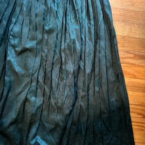 Susan Bristol Dark Green Pleated Skirt