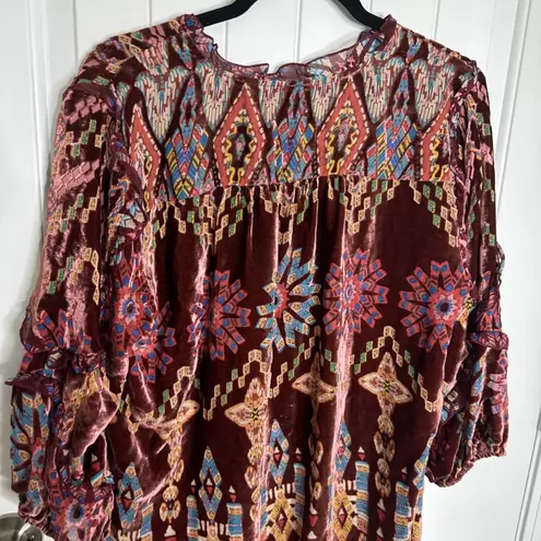 Johnny Was Geo velvet Burnout Mali Tunic Top Shirt Burgundy Tribal floral medium