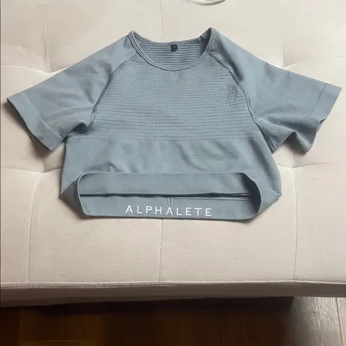 Alphalete  Women's Light gray Crop Top