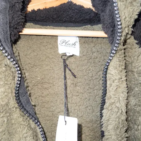 Revolve NWT Plush x  Olive Green Teddy Sherpa Zip Up Jacket with Hood Size Small