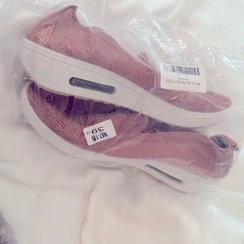 WOMENS MESH BREATHABLE PLATFORM SLIP ONS Pink Size 7.5