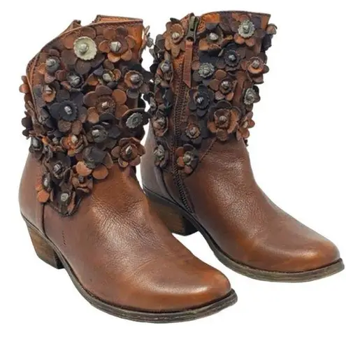 Sheridan Mia Brown Leather Floral Applique Side Zip Booties Boots Size 6