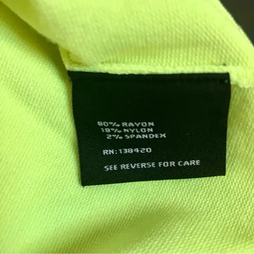 Carlisle Vintage 90s Y2K Neon Bright Yellow Sleeveless Blouse Scoop Neckline L