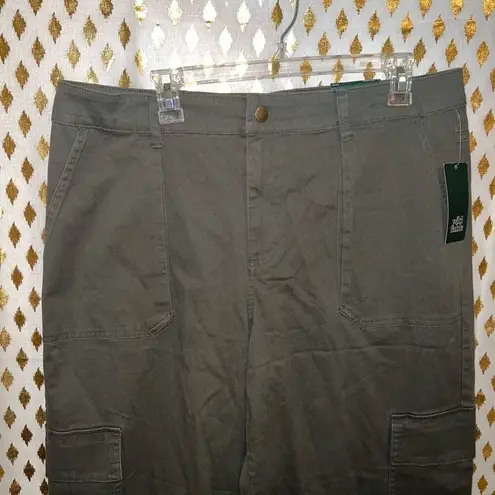 Wild Fable NWT  Olive green cargo pants size XL