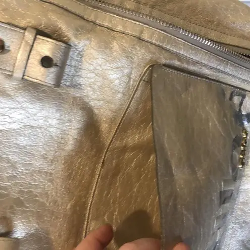 Chloé CHLOE Eclipse Oversized Ivory Metallic Tote Shoulder Bag w/ Exterior Zip Pockets