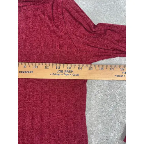 NWT Olivia Rae Top – Women's M Fitted Cropped