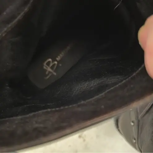 B Makowsky Black Leather Triple Buckle Metal Studs Pull On Ankle Biker Boots