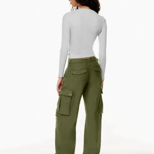 Aritzia  TNA supply cargo pants Size 2