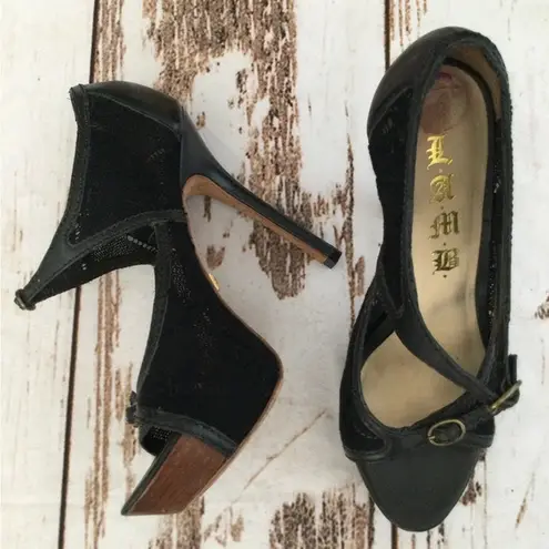 L.A.M.B. KNIT LACE PLATFORM HEEL WOMENS SIZE 7M