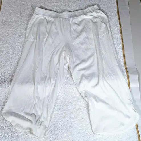 Belle Beach By Kim White Swim Coverup with Flowing Fabric Size 1X