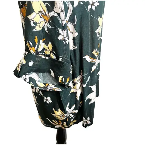 Knot Sisters Orchid Floral Button Front Shirt Short Sleeve Green Size Medium NWT - Image 6