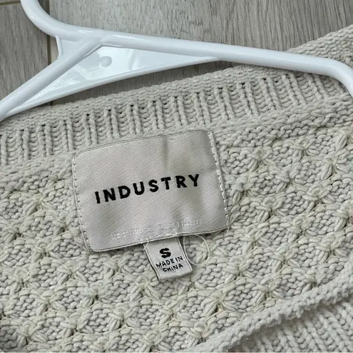 Industry Republic Clothing Cropped Sweatshirt womens Cream (small) scallop comfy