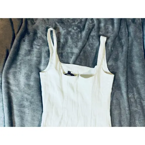 Fore Size Small Elegant Contemporary White Sleeveless Dress Midi Square Neck