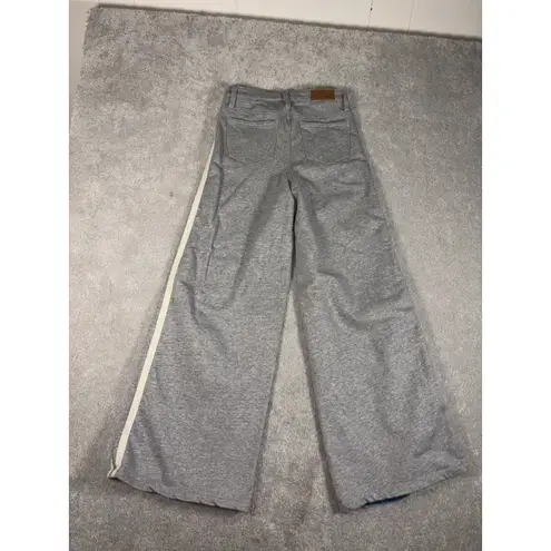 Austin Landing Women Blue Denim and Gray Sweats Flare Jeans Size 1