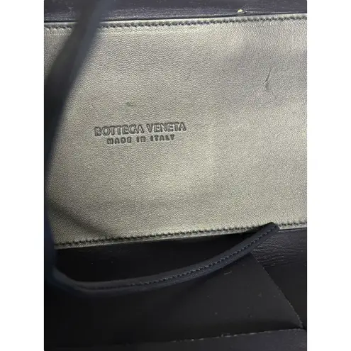 Bottega Veneta Small Arco Intrecciato Leather Tote in Cruise