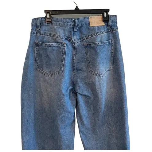 Blue Savvy  High Rise Mom Jeans Light Wash Distressed Size 11/30 Juniors
